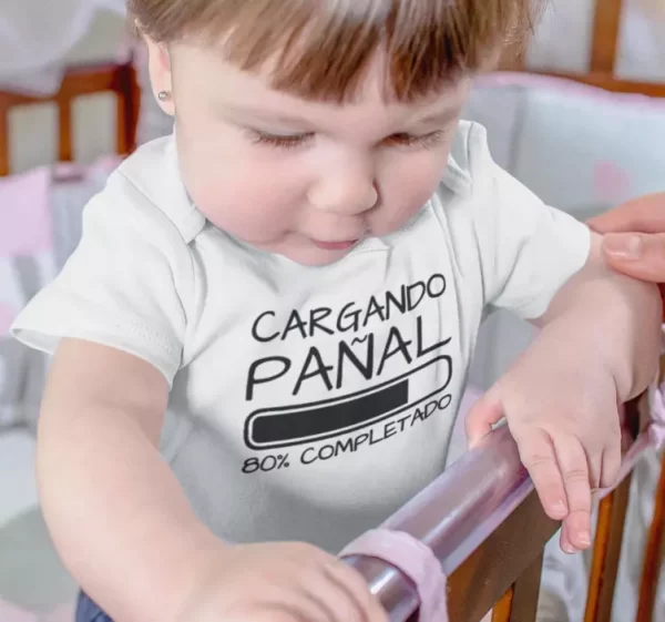 body cargando pañal