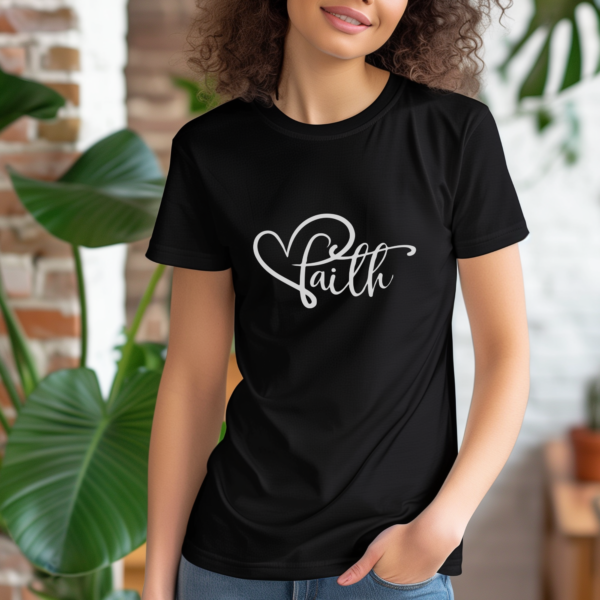Polera Cristiana "Corazón de Jesús"