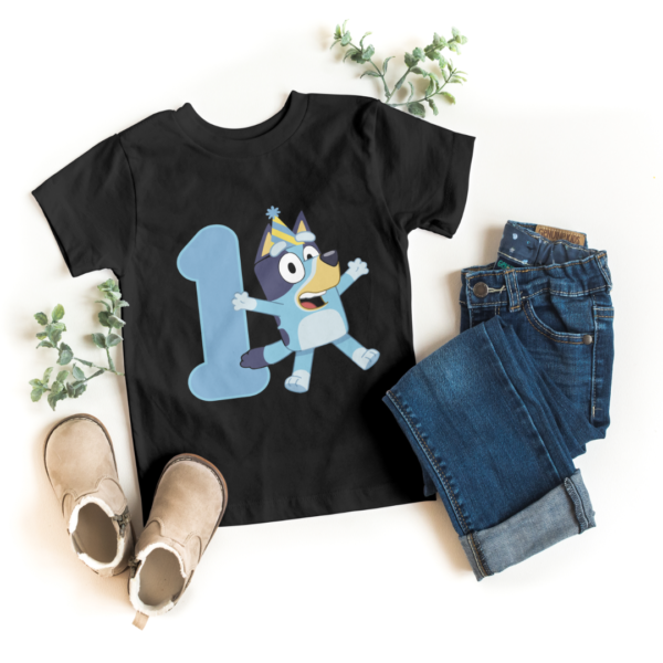 Polera de Bluey con Numero - Imagen 3