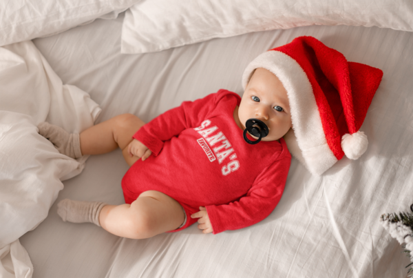 Polera Navideña "El Favorito de Santa" - Imagen 3